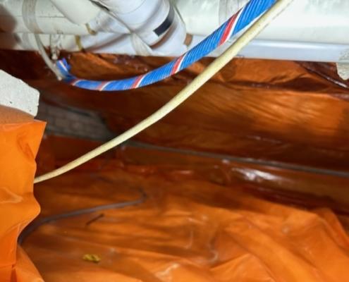 Kruipruimte ventilatie gaat schimmels tegen in Panningen