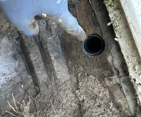 Stank verholpen door kruipruimte ventilatie in Amstelveen