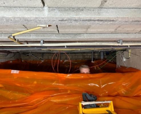 Kruipruimte ventilatie gaat schimmels tegen in Weert