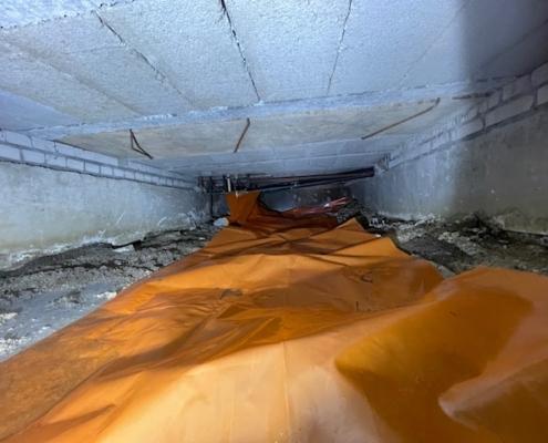 Kruipruimte ventilatie gaat schimmels tegen in Nijmegen