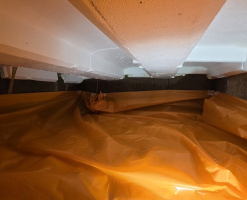 Kruipruimte ventilatie gaat schimmels tegen in 's Hertogenbosch